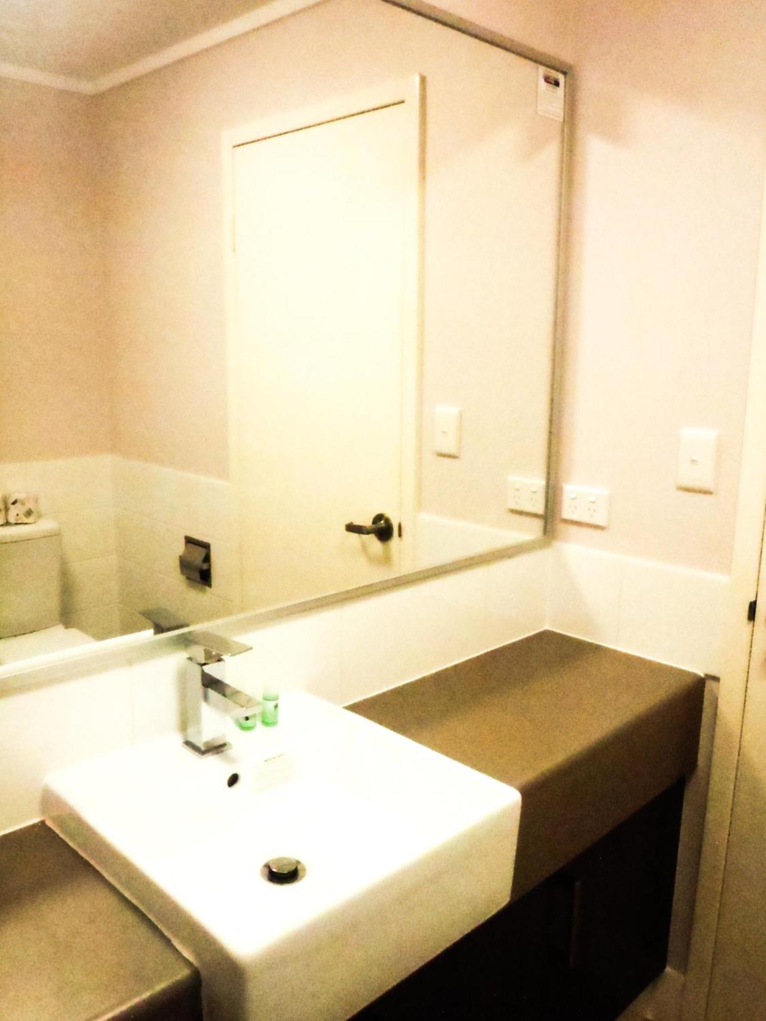 Spinifex Hotel Derby Room photo